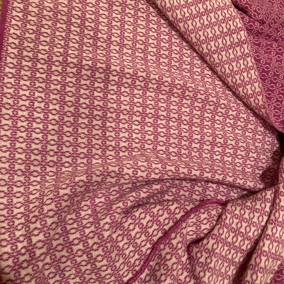 Beautiful Ivanhoe of Sweden Women’s Cardigan-style Sweater with single tie. - Picture 9 of 12